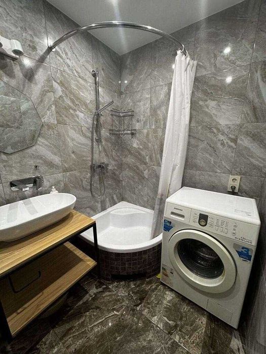 АК 2 Кімнатна Лівобережна Русановка вторичка Ентузіастів 7