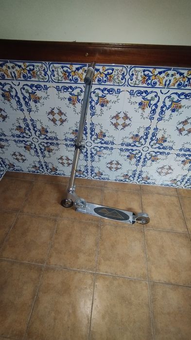 Trotinete dobrável em alumínio