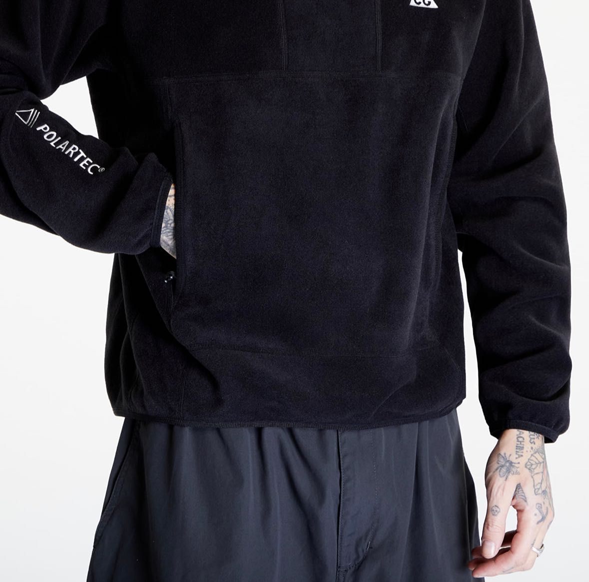 Nike ACG Therma-fit wolf tree pullover hoodie
