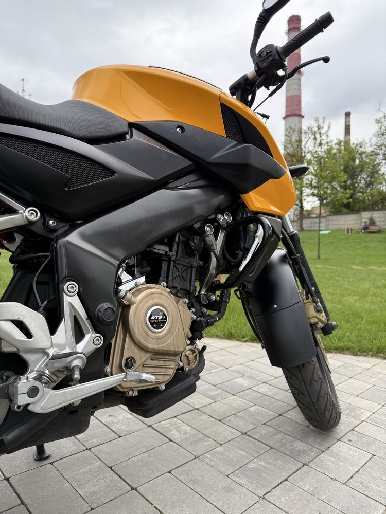 Bajaj Pulsar ns 200 Срочно!!!