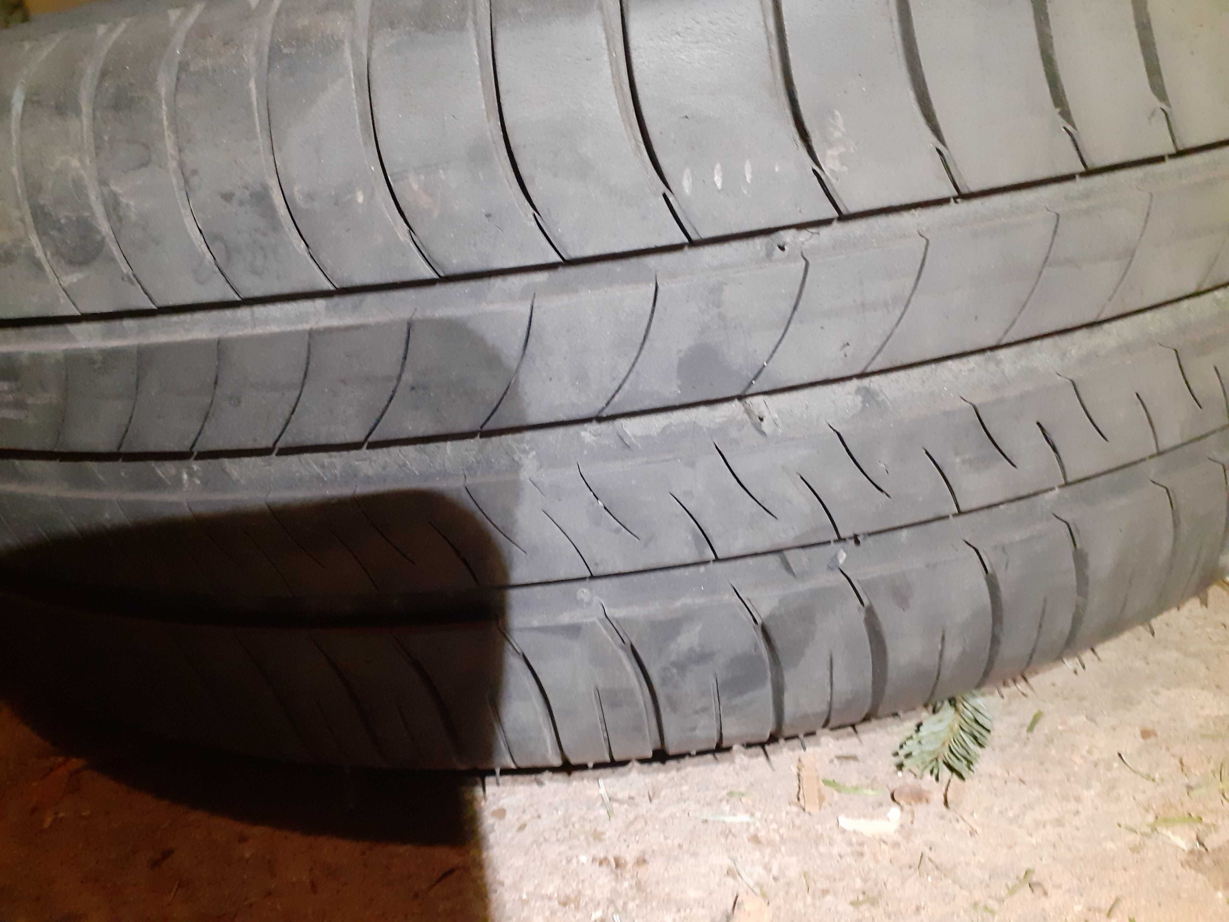 5x114,3 Renault Felgi strukturalne+opony