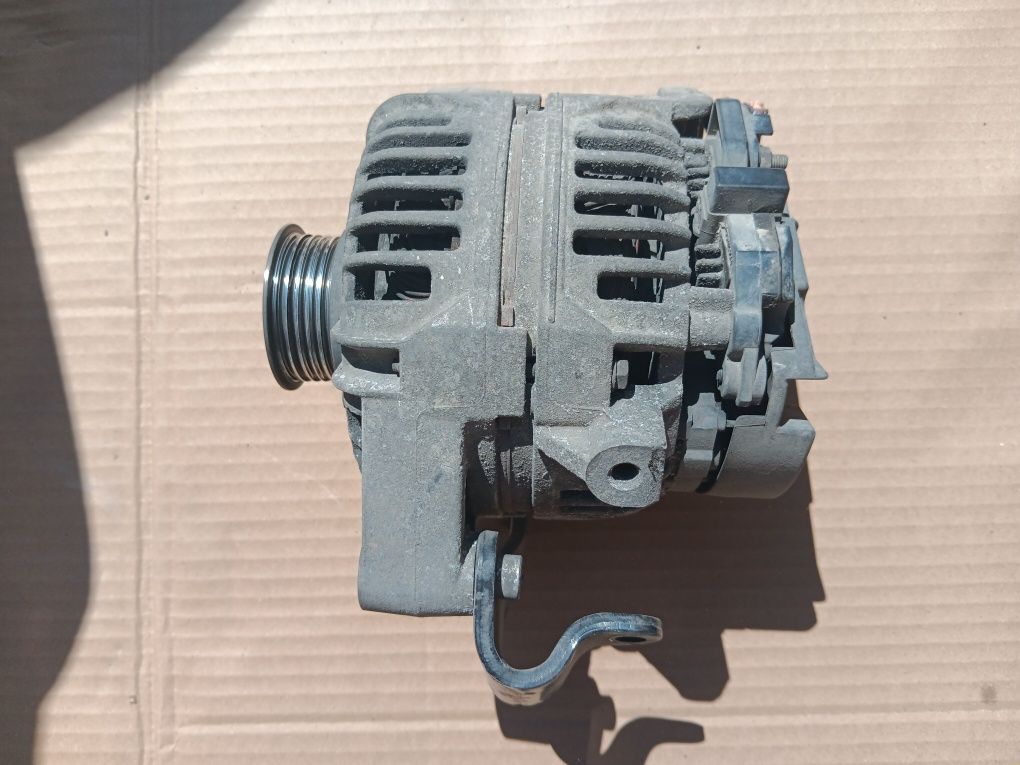 Opel Astra G II 1.6 1.8 16v alternator 100 A zafira corsa meriva