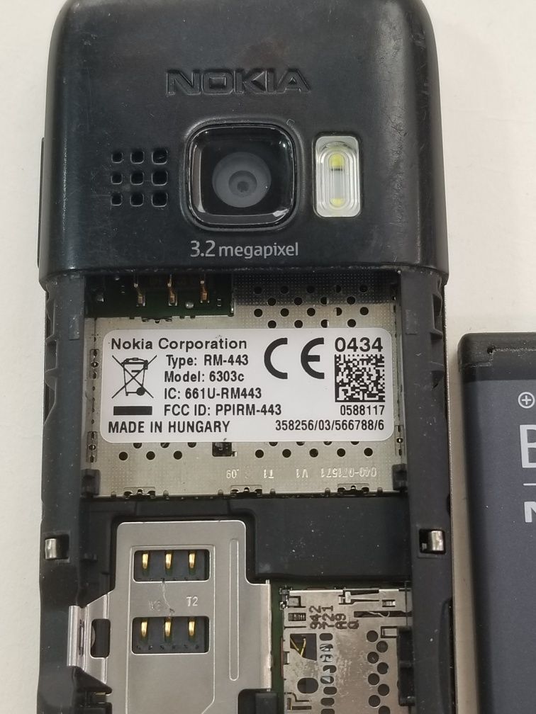 Nokia 6303 оригинал.