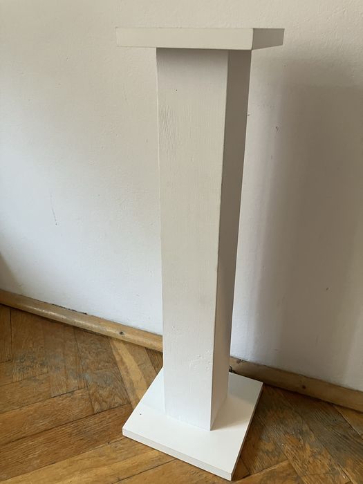 Nowoczesny stojak, kwietnik drewniany nowy bialy wys.64 cm