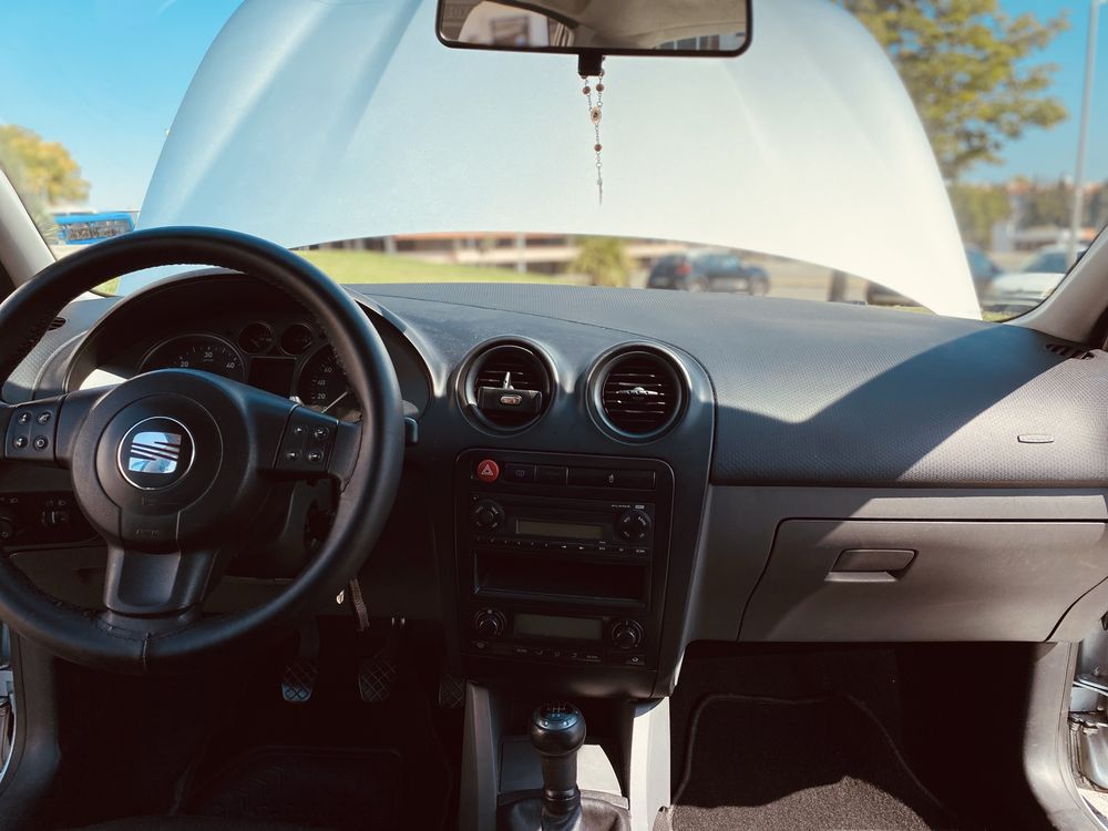 Reservado - Seat Ibiza 6L 1.4 TDI (5 portas)