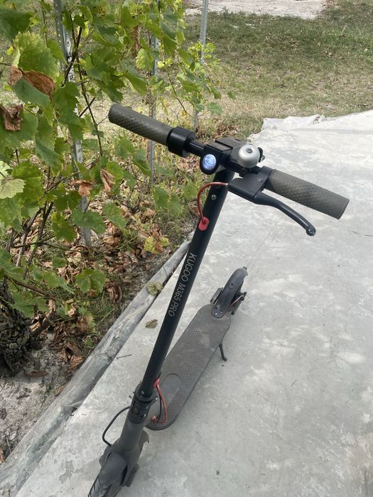 Продам електросамокат