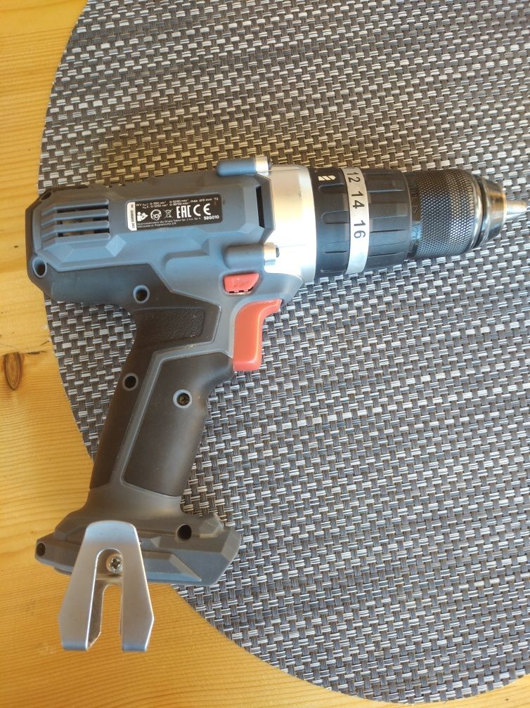 Wkrętarka graphite z udarem