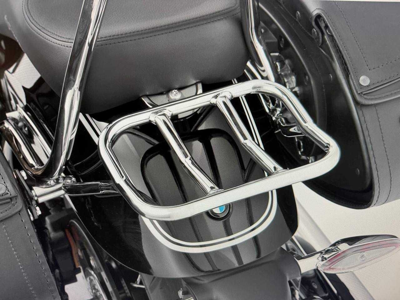 Спинка с багажником на BMW R 18 Wunderlich
