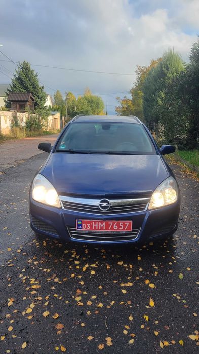 Opel Astra H 2009 рік 1.6 бензин