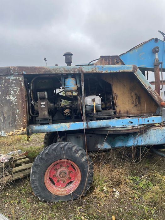 Fortschritt T 174 - 2 Грейферний навантажувач