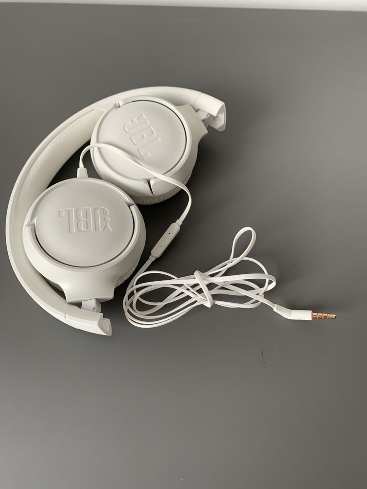 JBL Pure Bass Tune 500 Auriculares