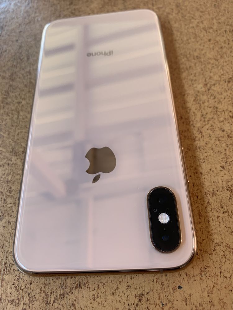 iPhone Xs 64Gb rsim