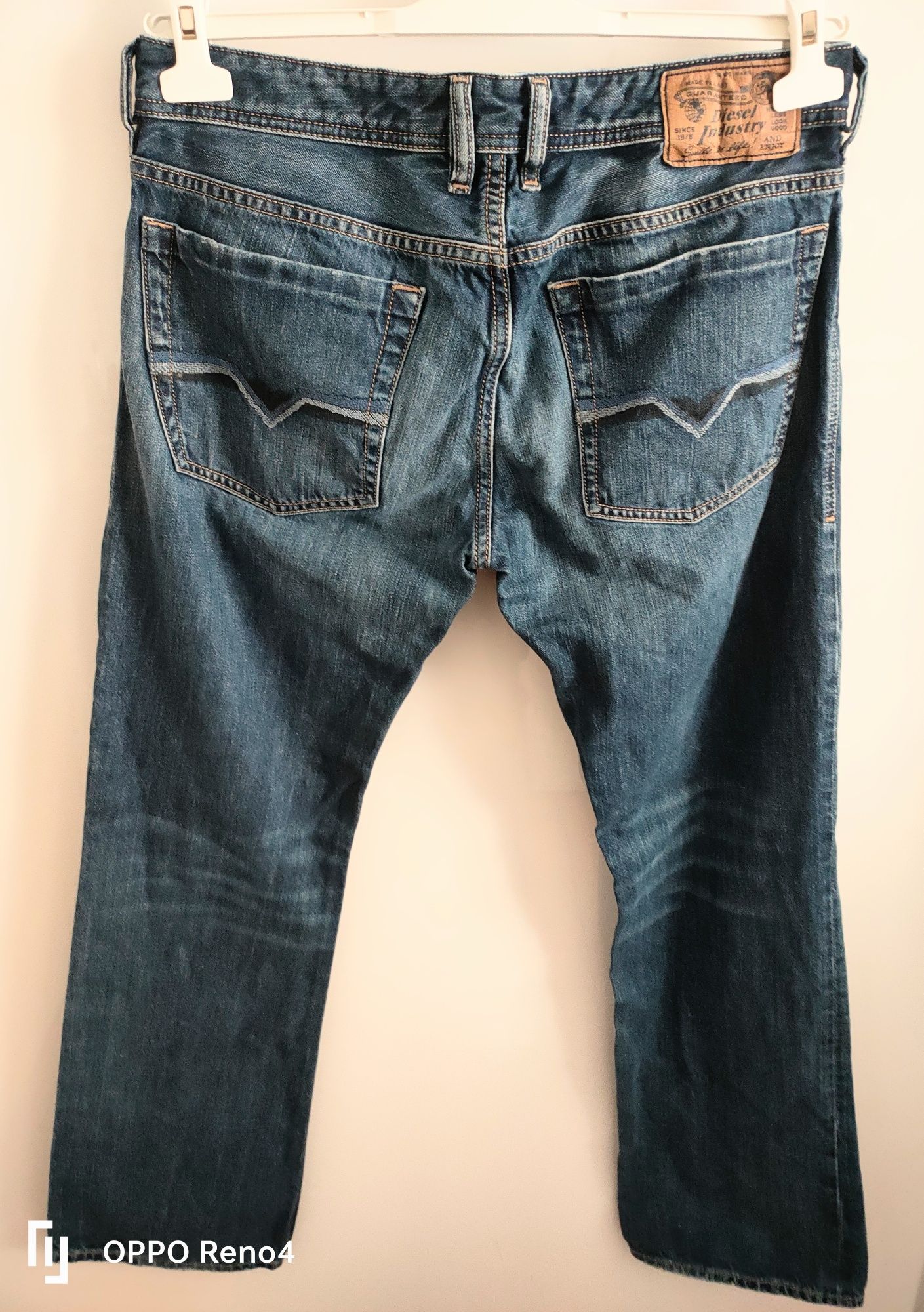 Męskie jeansy Diesel Zatiny Regular BootCut W32 L32