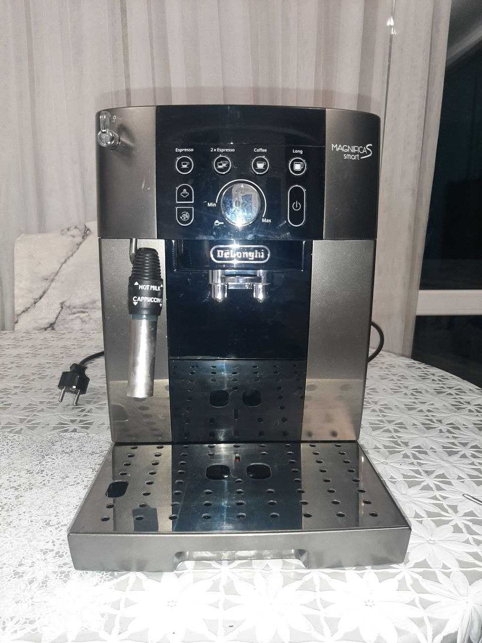 Кофемашина De'Longhi Magnifica S Smart ECAM 250.33.TB