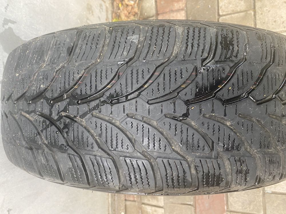 Шини 225/55/17 Bridgestone RunFlat