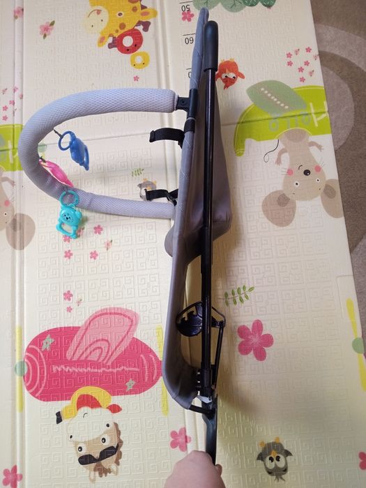 Шезлонг,крісло-гойдалка