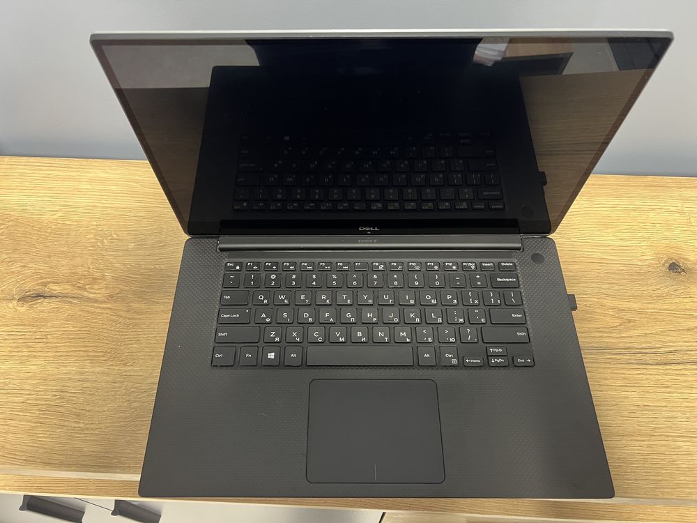 Dell i9-8950HK сенсорний екран Exo Cad ноудбук ігровий обмін