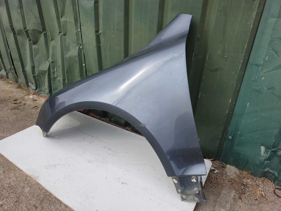 Guarda lamas esquerdo Volkswagen Touareg (2002 a 2013)