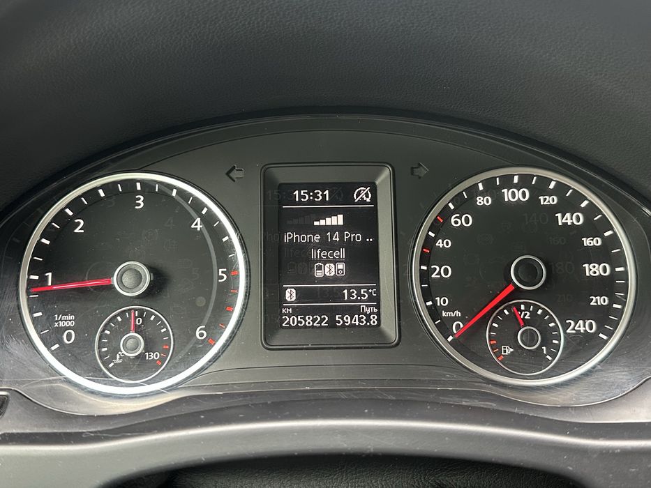 Volkswagen Tiguan 2015 року, 2.0 TDI (140 к.с.), офіційний не фарбован