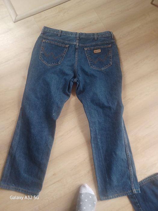 Wrangler meski pas do 102