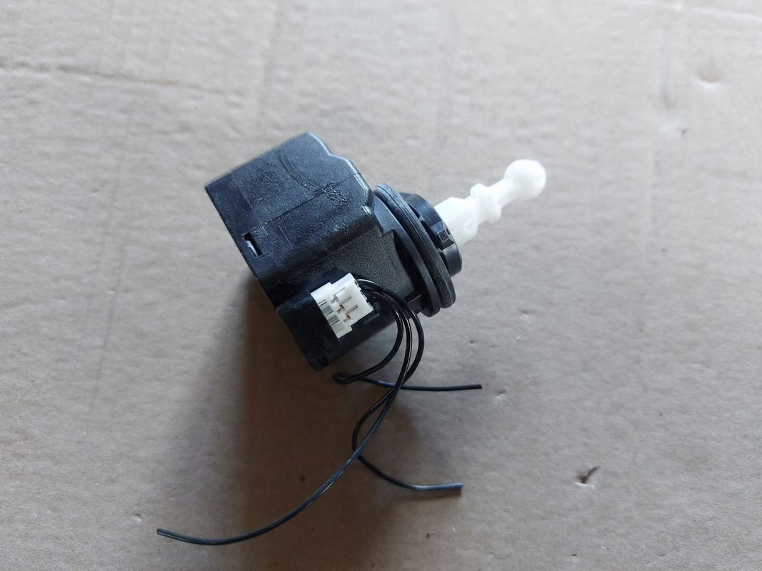 Skoda Octavia Ii Lift Silniczek Regulacji Wysokości Światła Lampy Prze