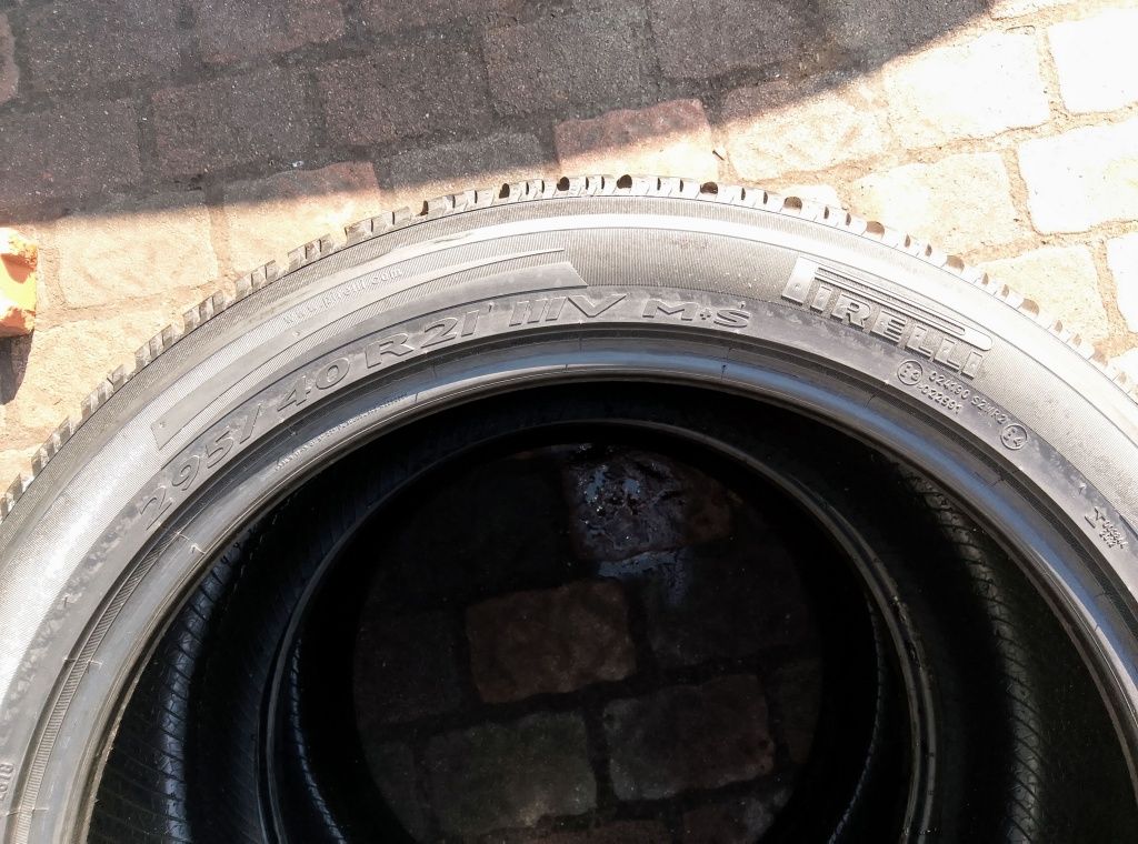 Nowe 2 Sztuki opon Pirelli SCORPION ZERO 295/40 R21 111V