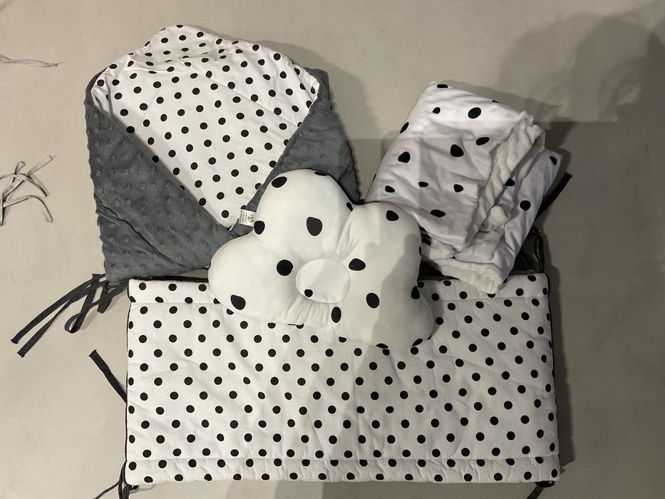 Zestaw dla niemowlaka do łóżeczka