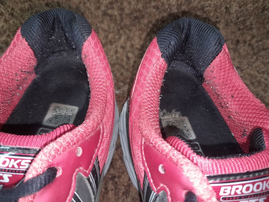 Кросівки оригінал Brooks GTS 46 розмір.