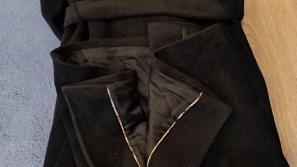 Пальто Burberry жіноче