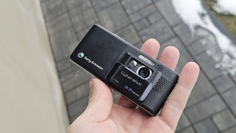 Sony Ericsson K800i. Sprawny, bez blokady sim