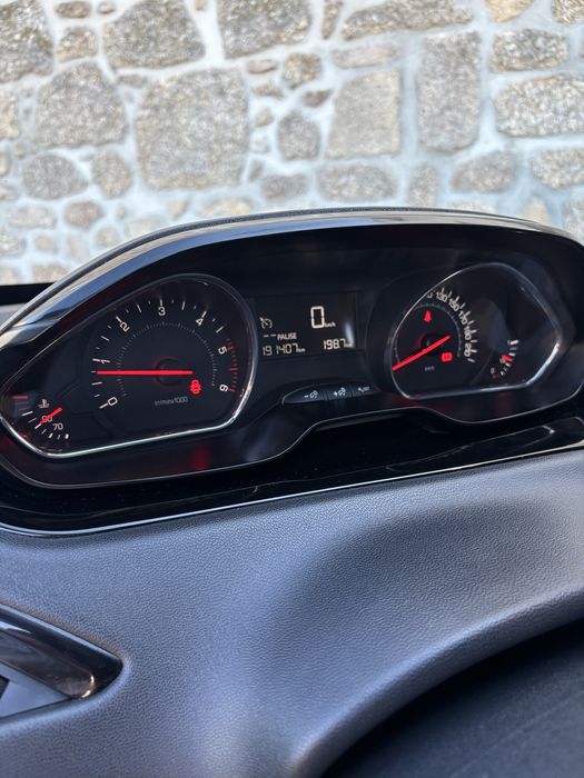 Peugeot 208 1.4 HDi Active (Nacional)