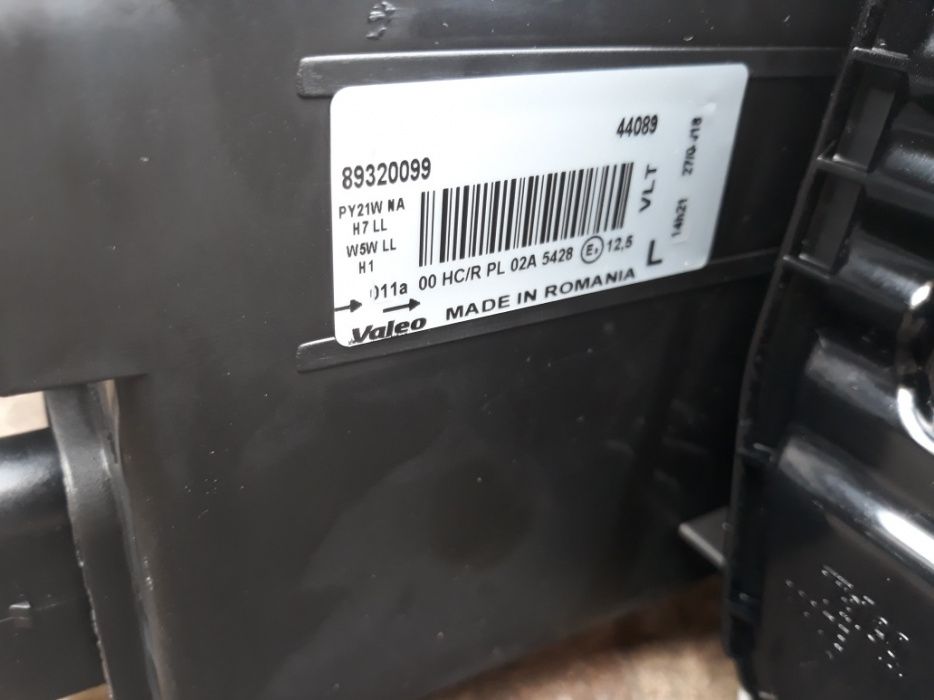 Фара права ліва VALEO seat altea toledo leon vw jetta passat b6