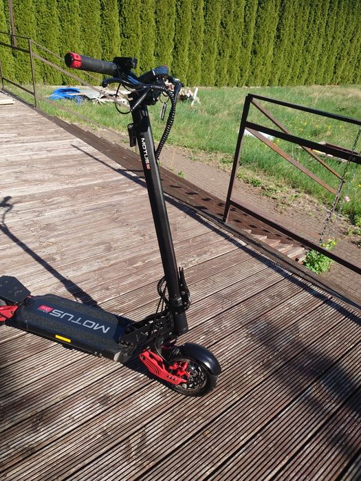 Motus 10Pro sport  Daytona hulajnoga elektryczna