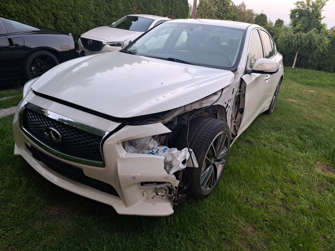 Infiniti q50s hybrid salon pl