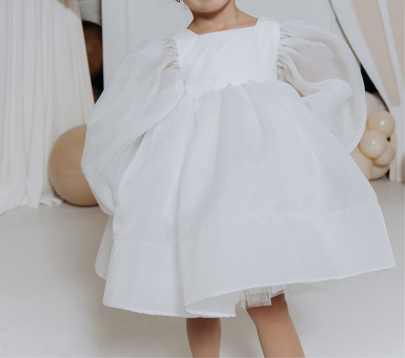 Сукня біла для дівчинки