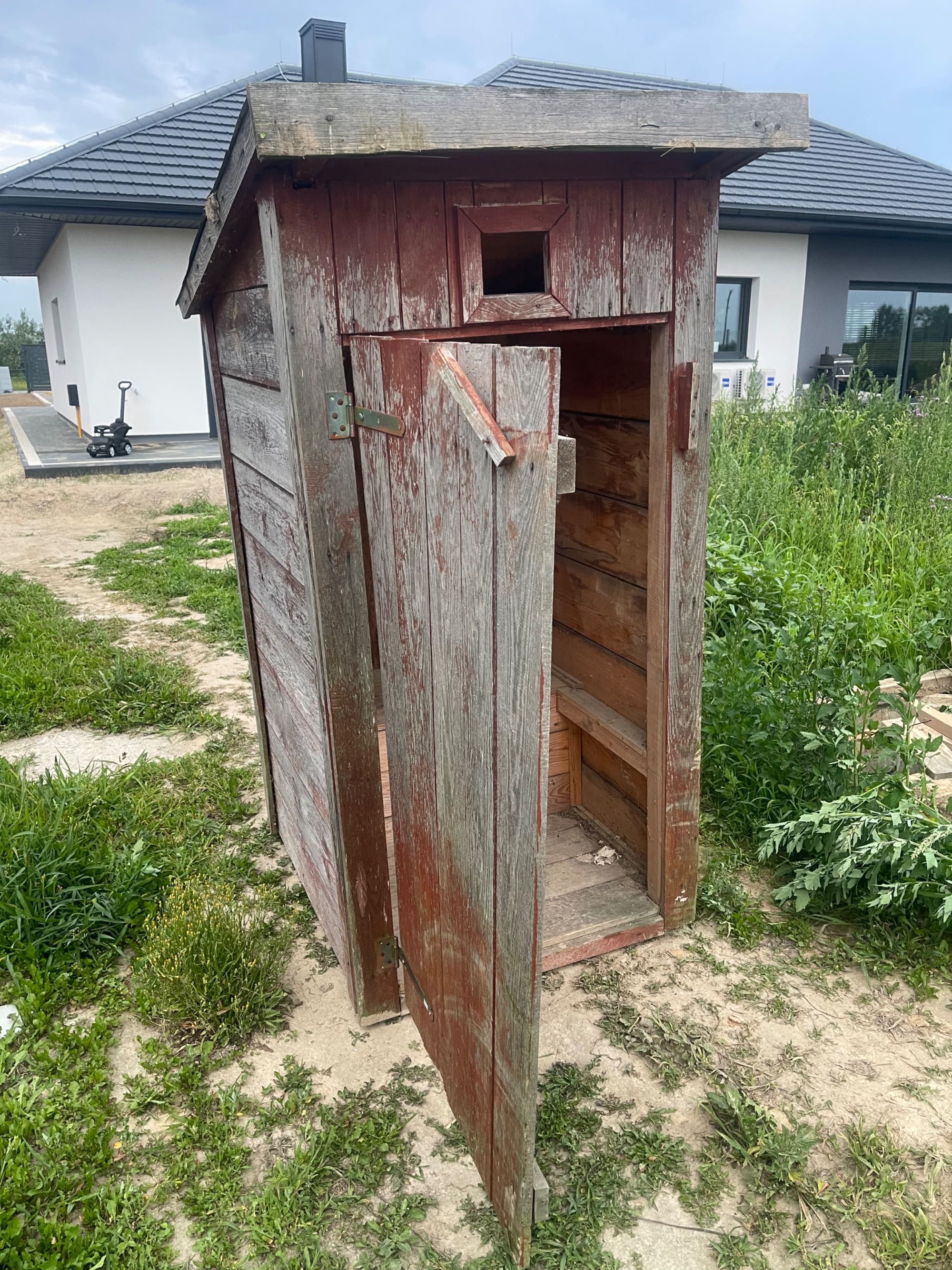 WC na budowę lub działkę