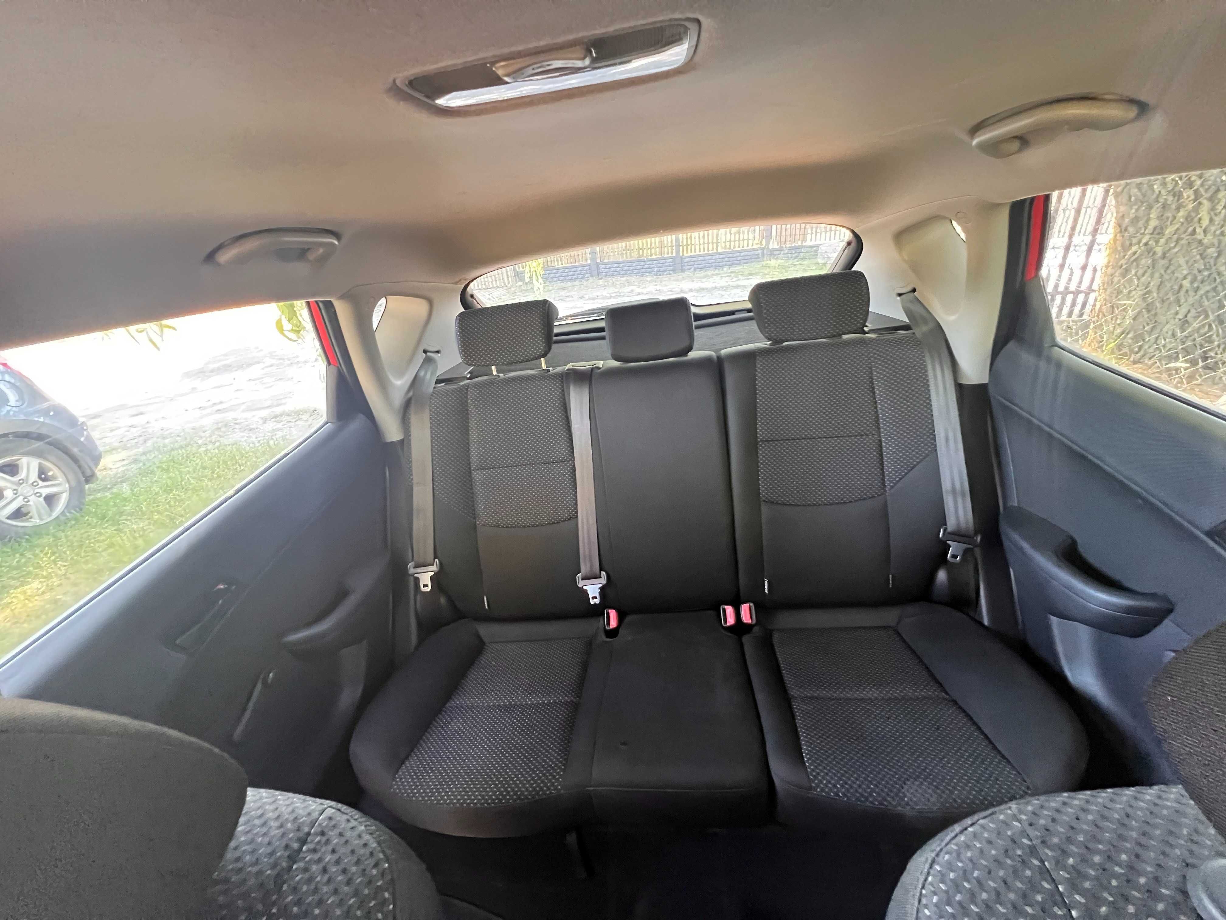 Hyundai i30 1.4 benzyna 2010 polift stan bardzo dobry
