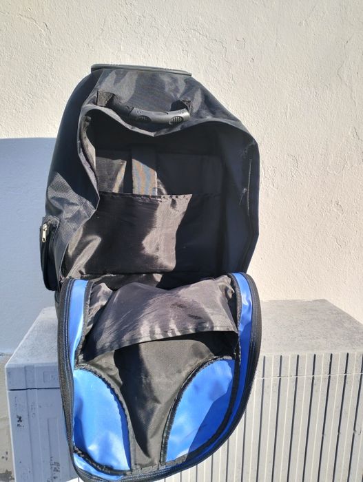 Mochila mala com rodas e troley