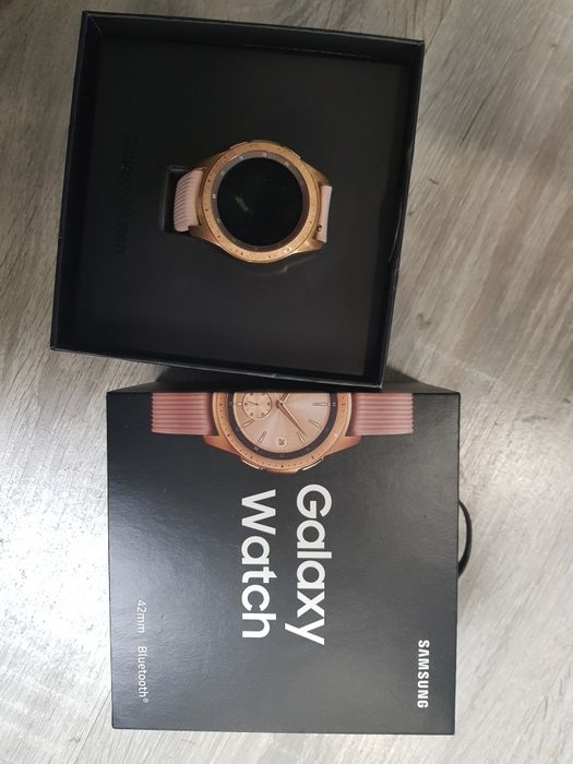 Samsung galaxy watch 42mm rose gold