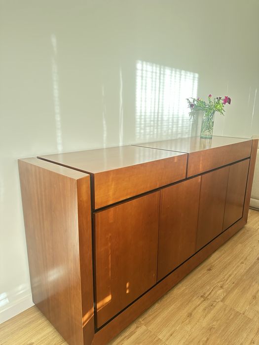 Aparador sala 4 portas