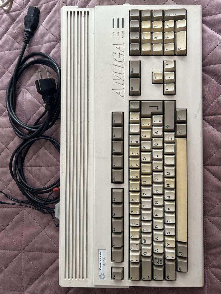 Komputer Commodore A1200 Amiga