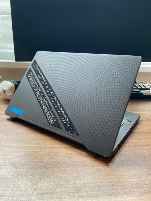 ASUS ROG Zephyrus G14 Alan Walker Ryzen 9 5900HS RTX 3050Ti RTX STRIX