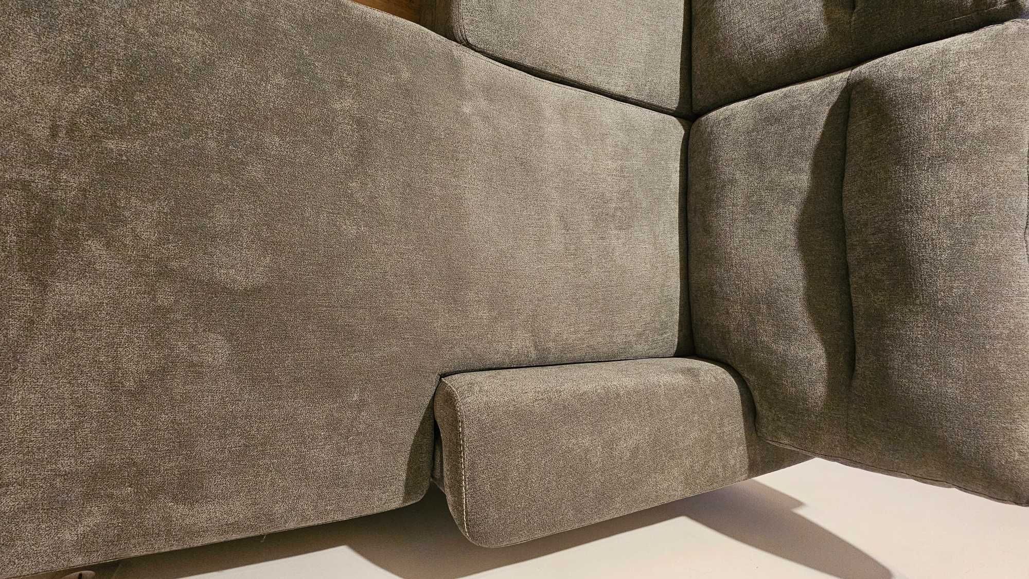 Sofá cama com chaise longue