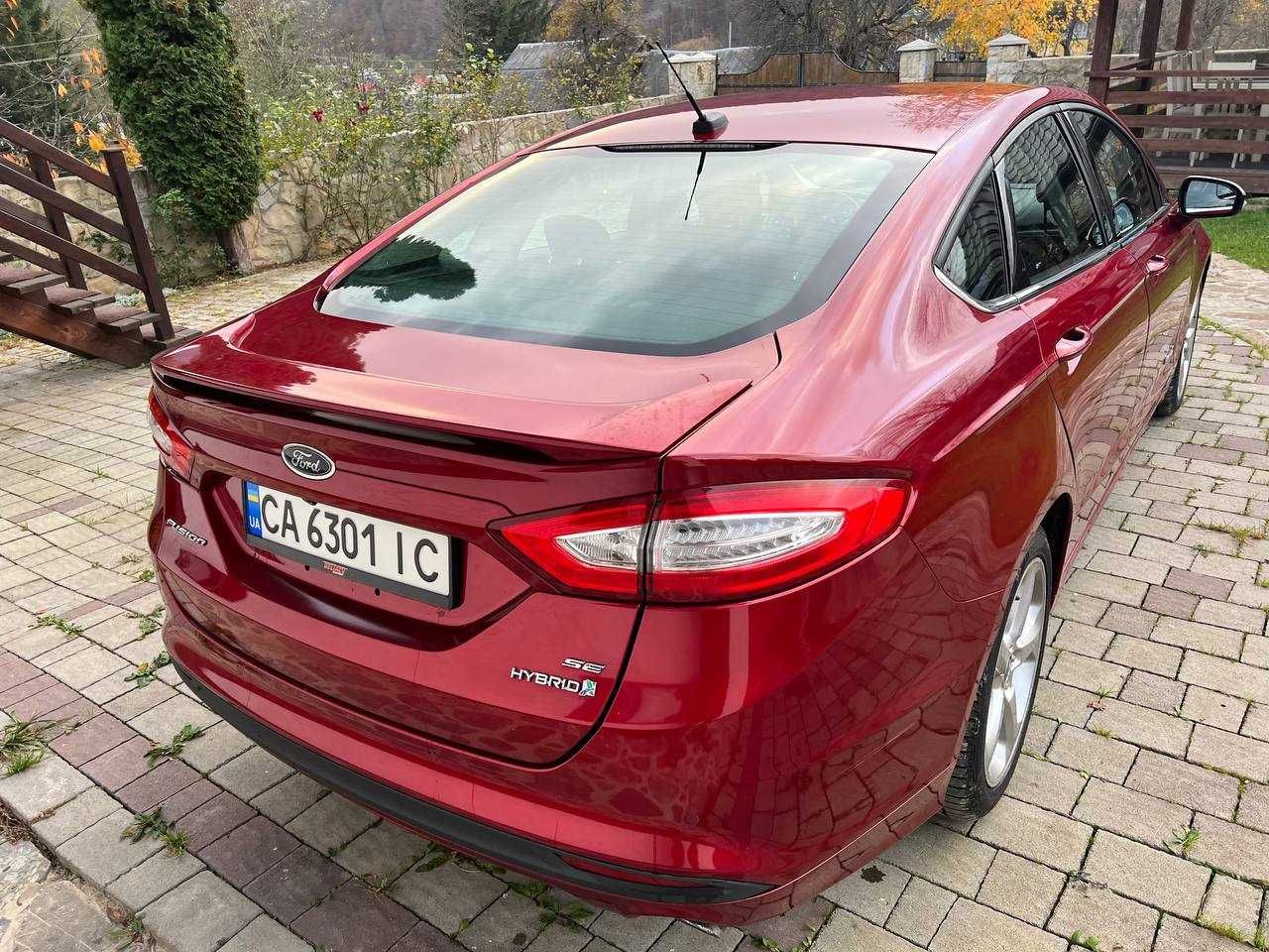 Ford Fusion Hybrid Distronic