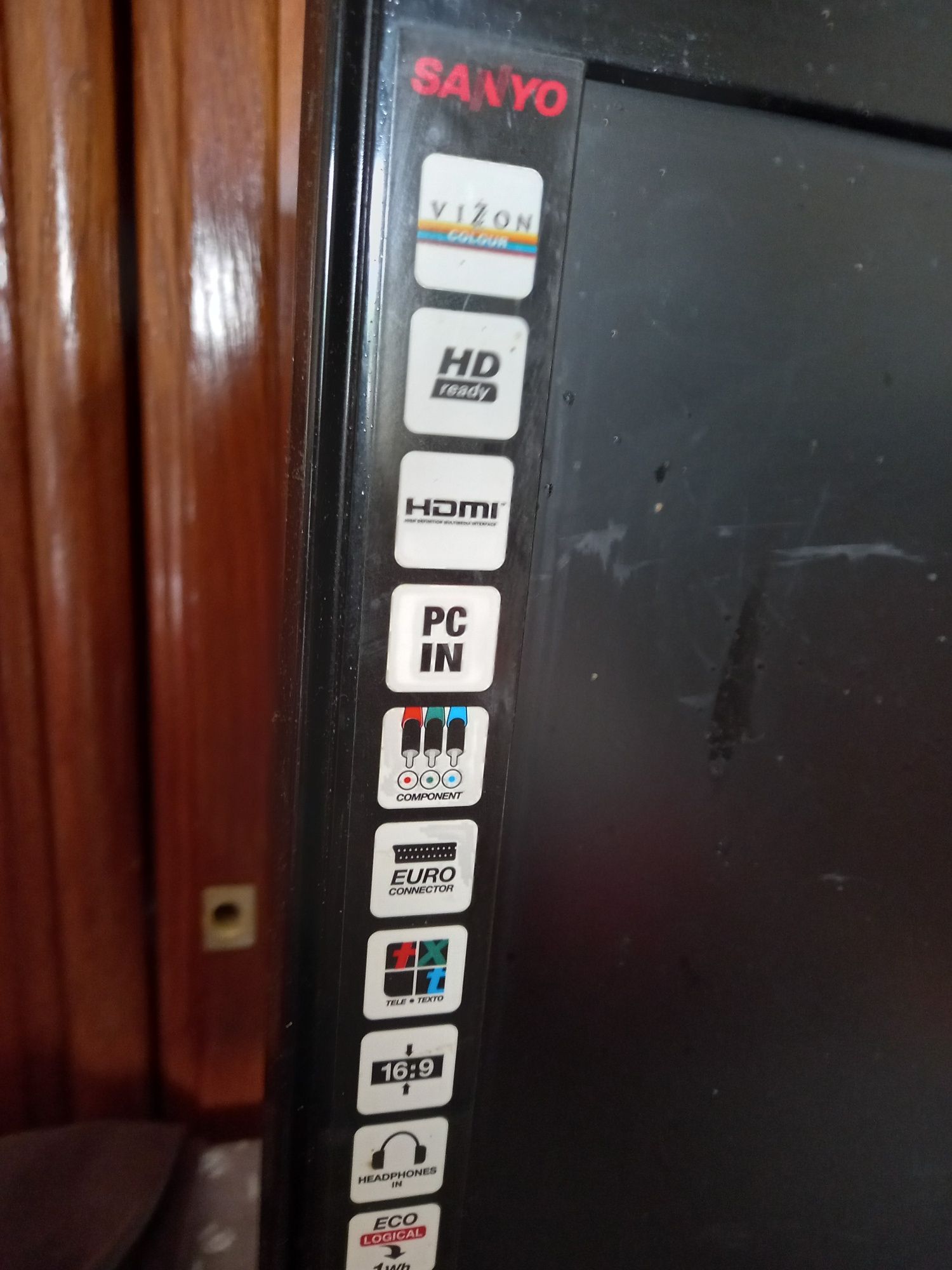Tv Sanyo ecrã 48 cm /