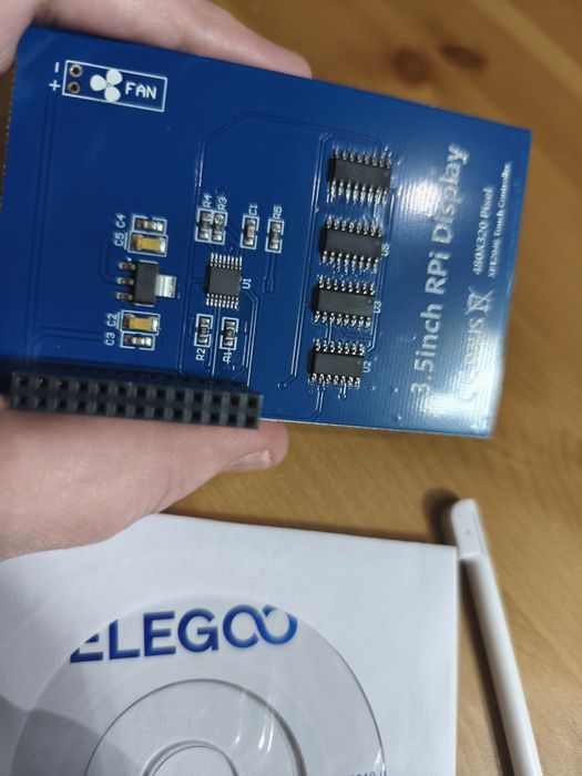 Wyświetlacz LCD dotykowy