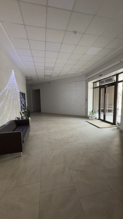 Продаж 3 кмн кв, пл. Перемоги, б.1