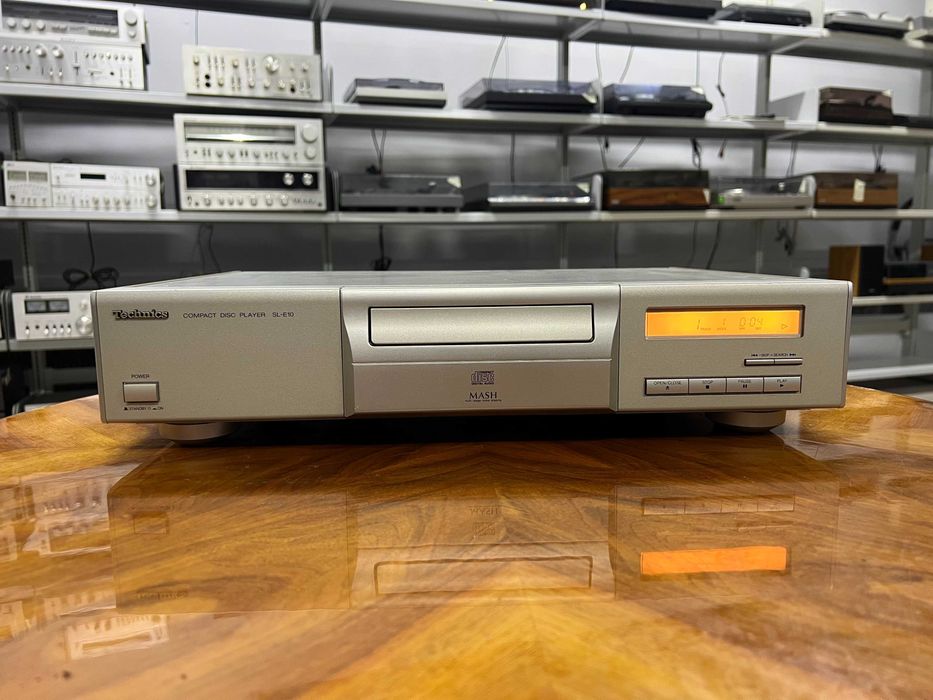 Odtwarzacz płyt CD Technics SL-E10 Audio Room