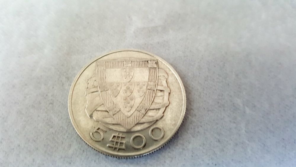 Moeda 5 escudos Prata