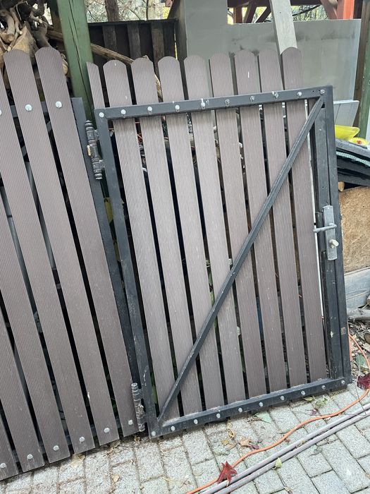 Brama wjazdowa z furtką